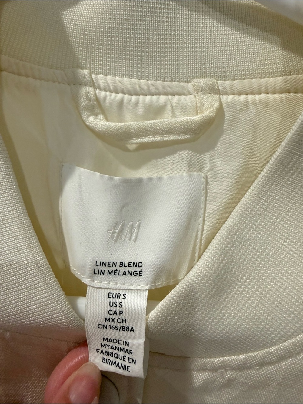 H&M Cream Linen-Blend Top